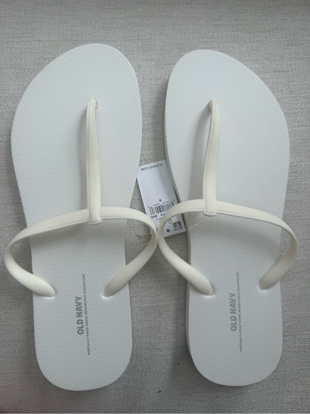 Old Navy T-Strap Flip Flops Size 9